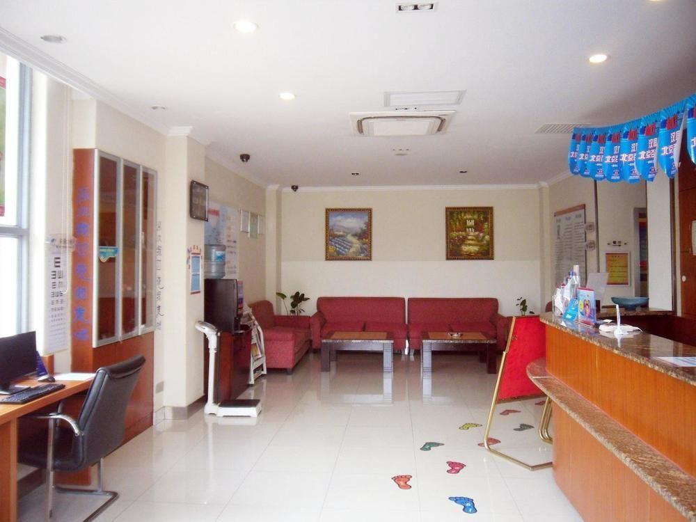 Hanting Express Shanghai Middle Sichuan Road Luaran gambar